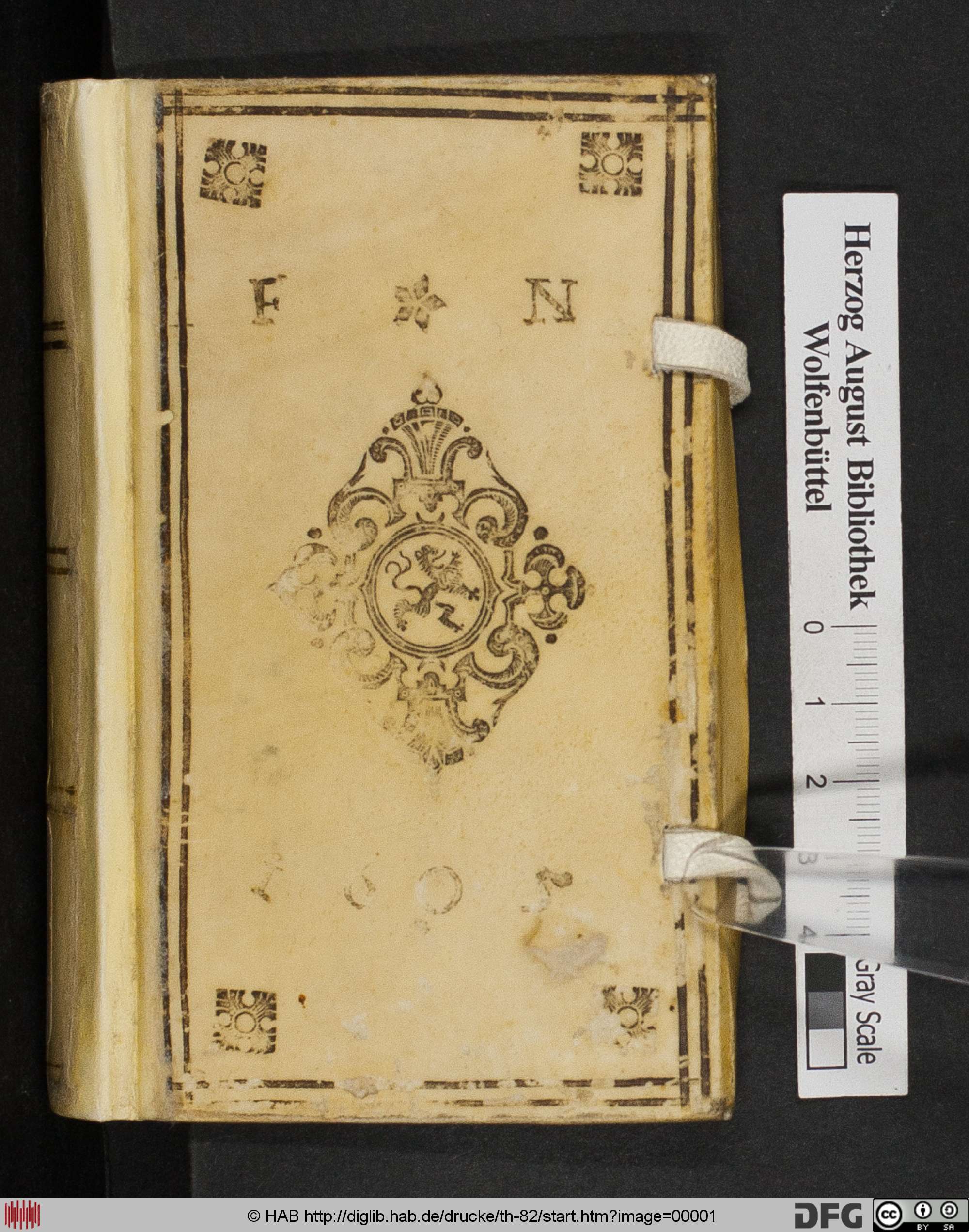 http://diglib.hab.de/drucke/th-82/max/00001.jpg