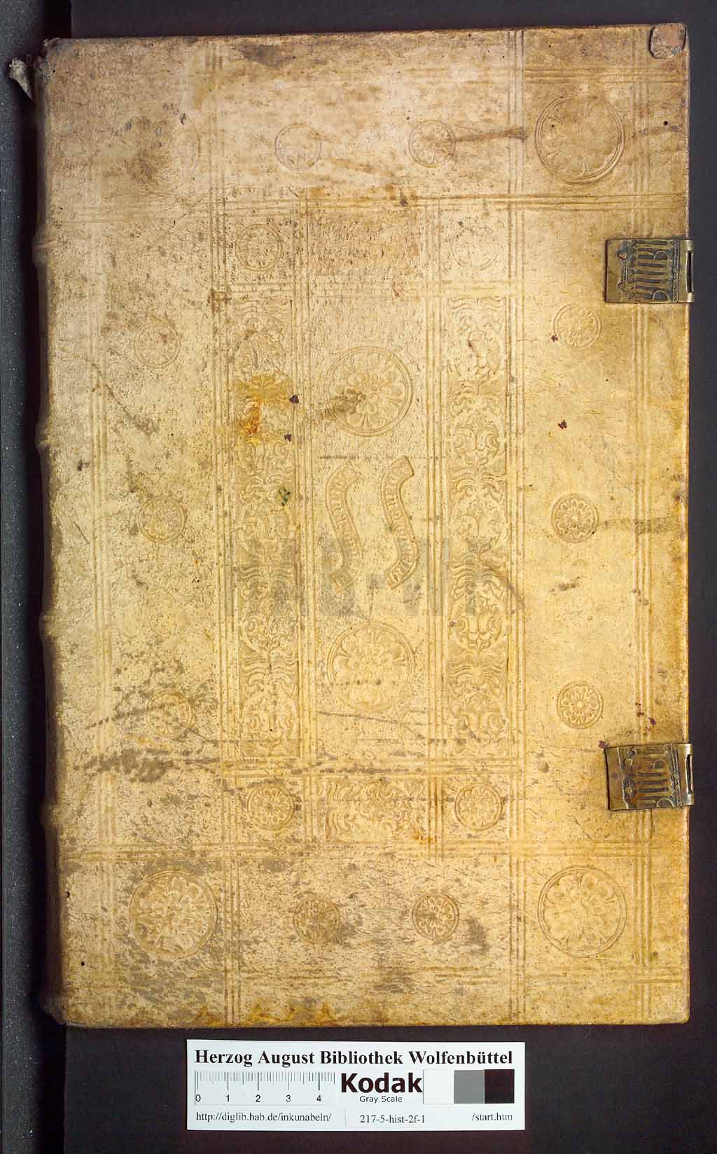 http://diglib.hab.de/inkunabeln/217-5-hist-2f-1/00001.jpg