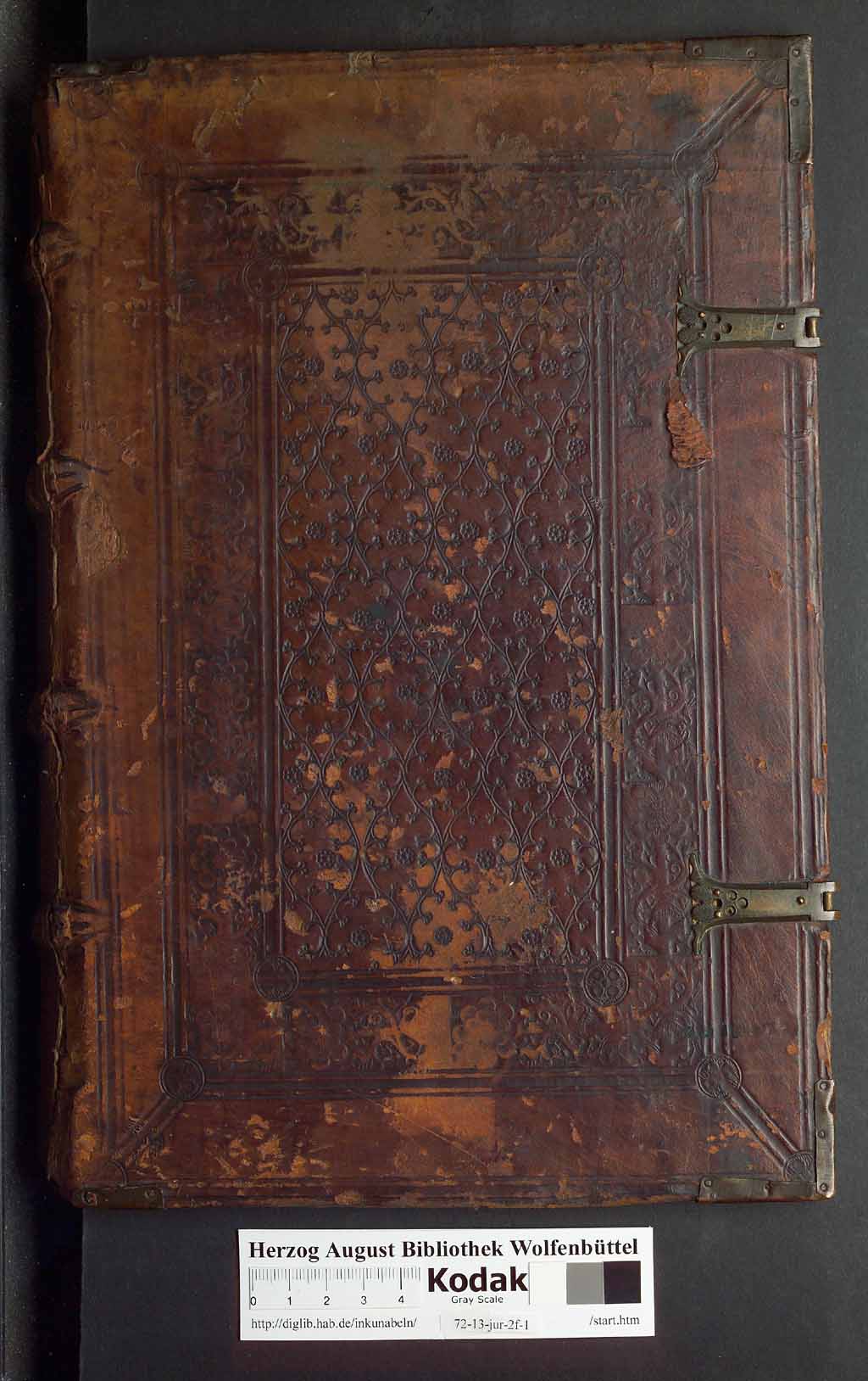 http://diglib.hab.de/inkunabeln/72-13-jur-2f-1/00001.jpg