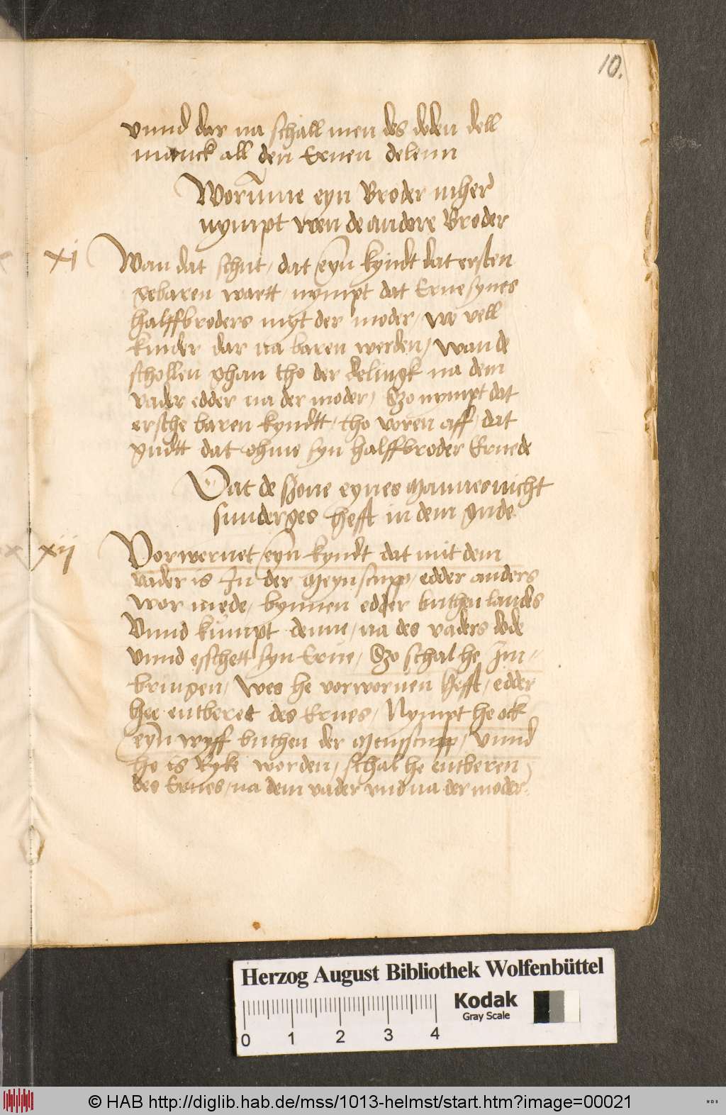 http://diglib.hab.de/mss/1013-helmst/00021.jpg