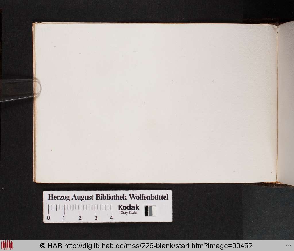 http://diglib.hab.de/mss/226-blank/00452.jpg