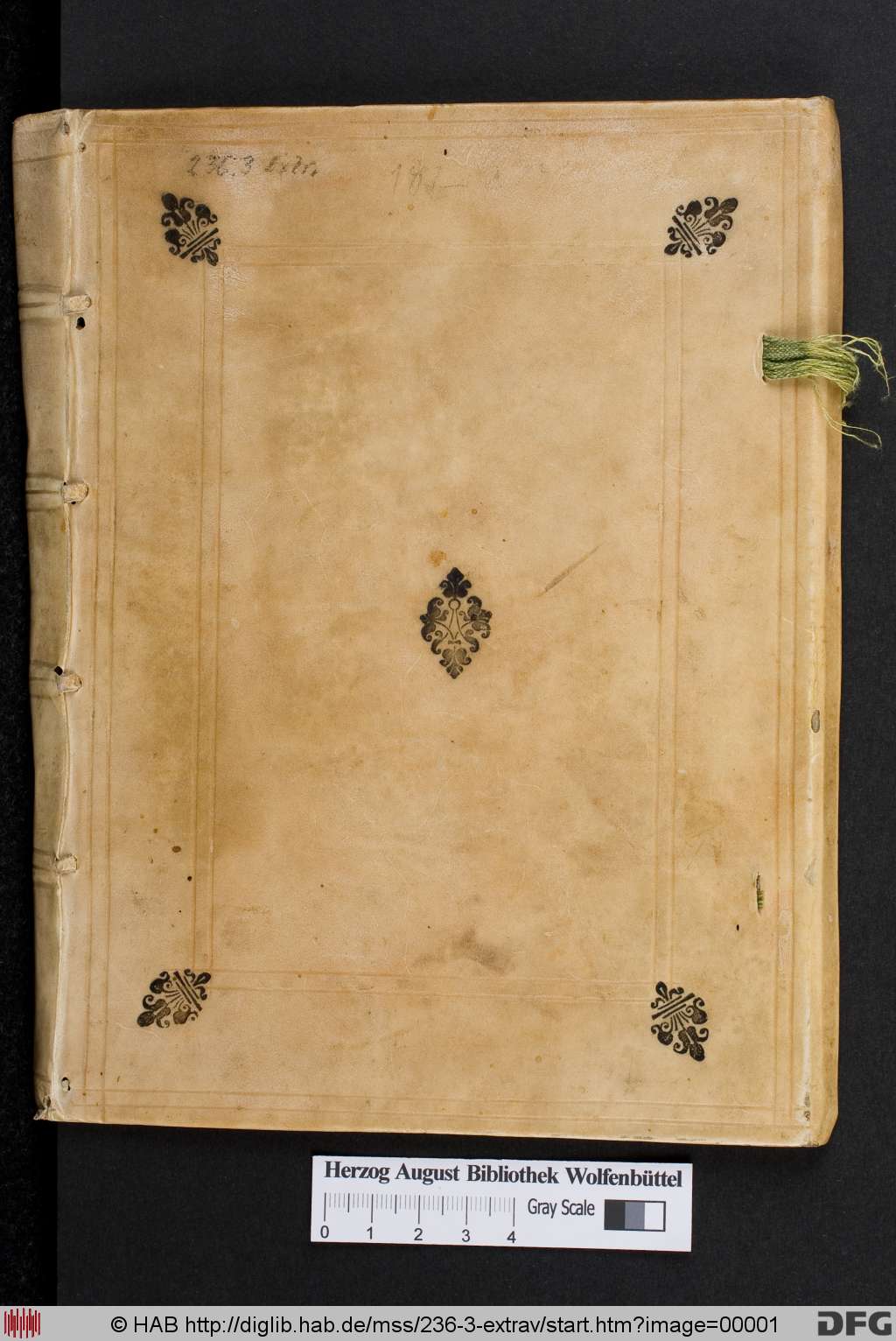 http://diglib.hab.de/mss/236-3-extrav/00001.jpg