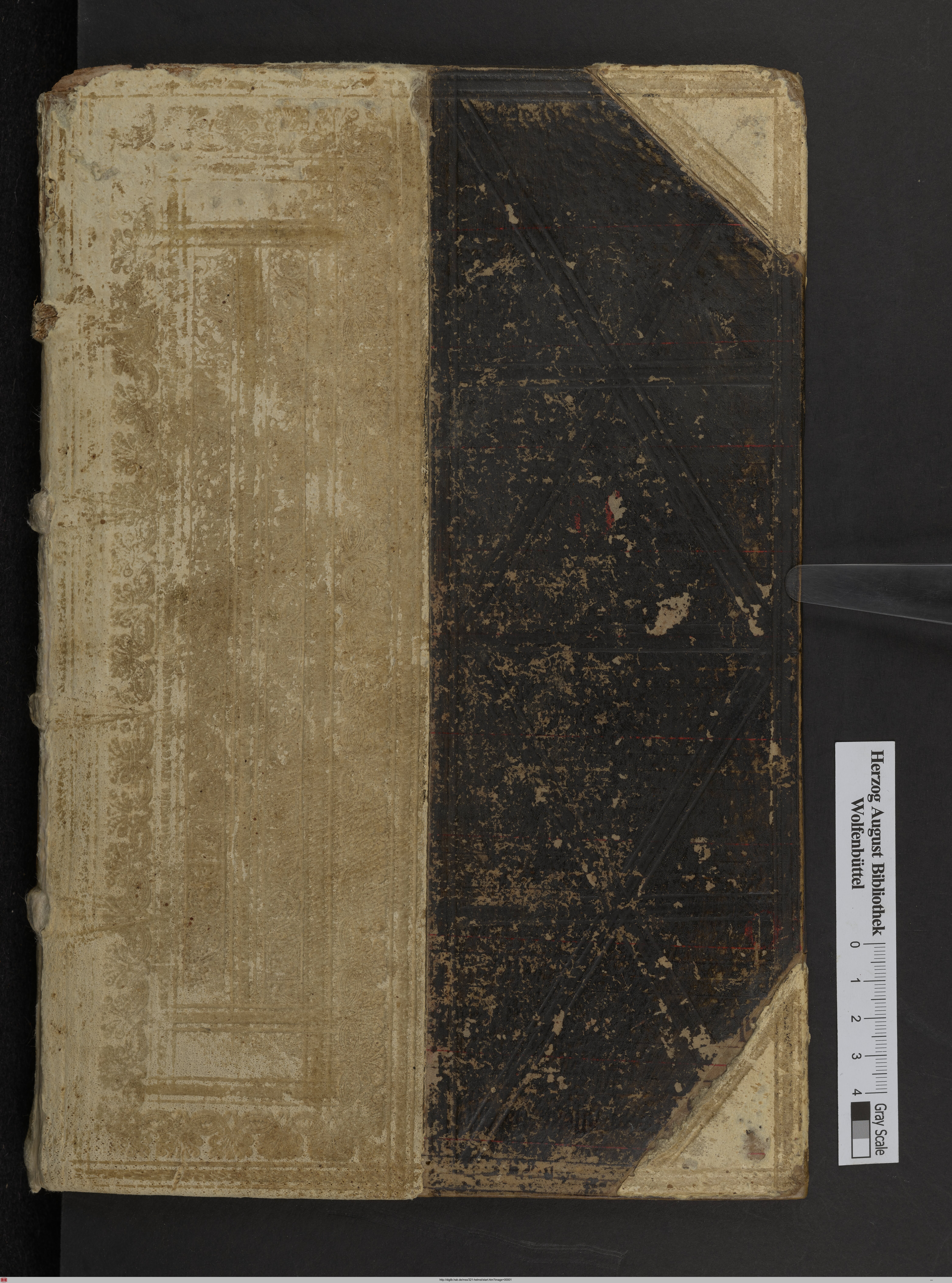 http://diglib.hab.de/mss/321-helmst/max/00001.jpg