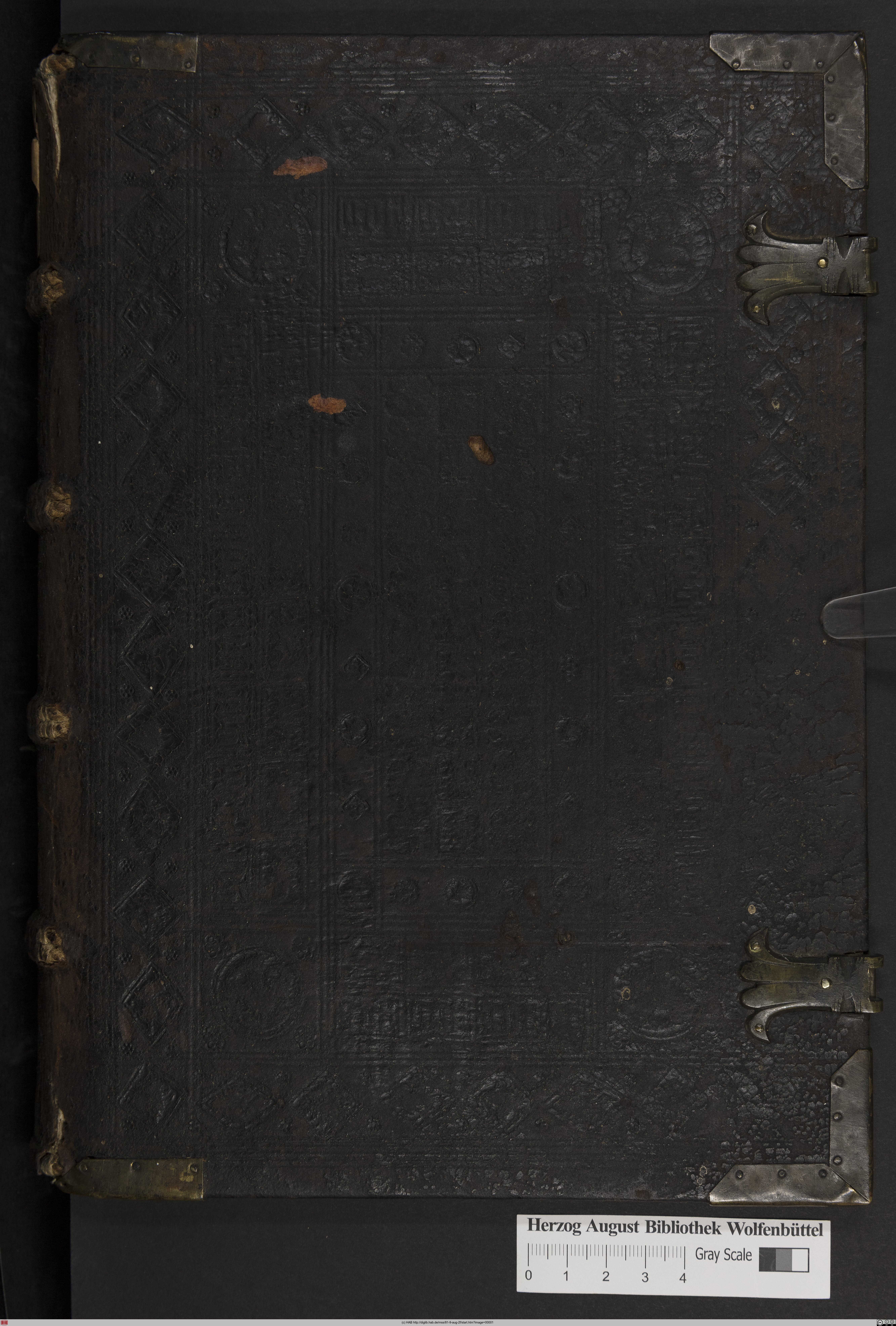 http://diglib.hab.de/mss/81-9-aug-2f/max/00001.jpg