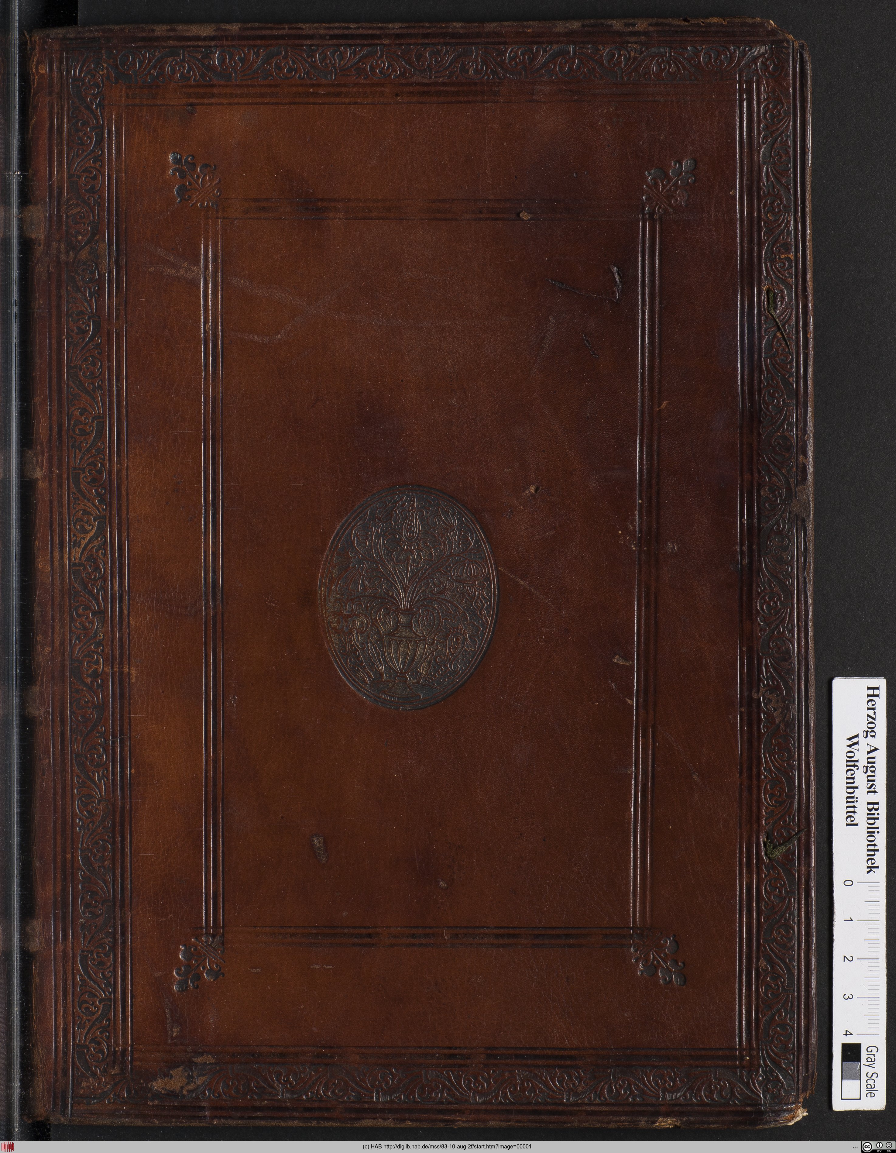 http://diglib.hab.de/mss/83-10-aug-2f/max/00001.jpg