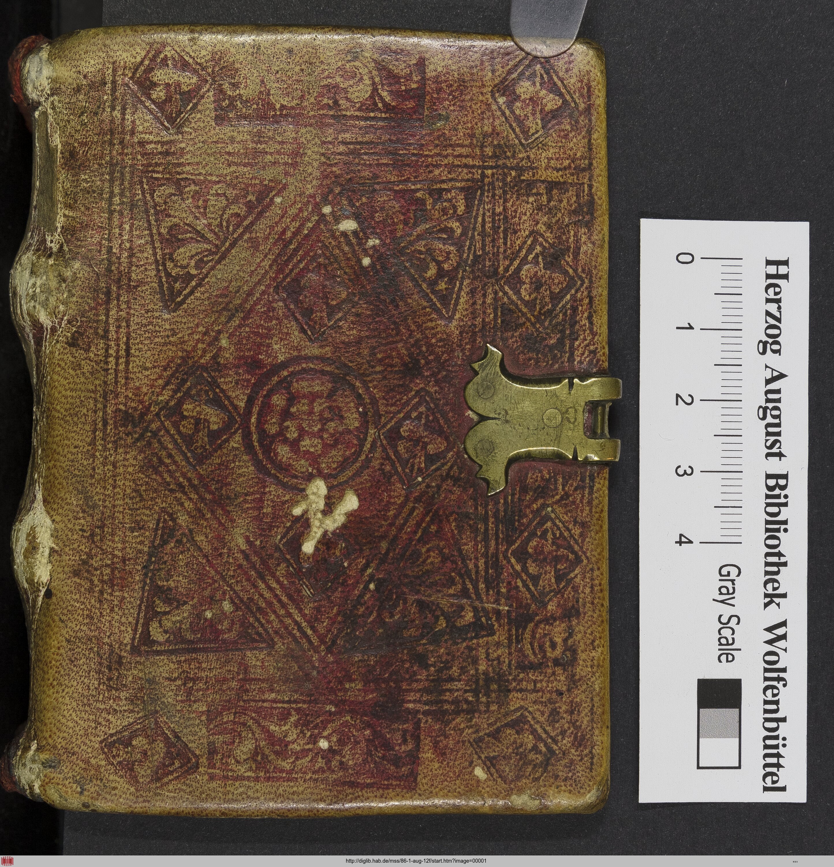 http://diglib.hab.de/mss/86-1-aug-12f/max/00001.jpg