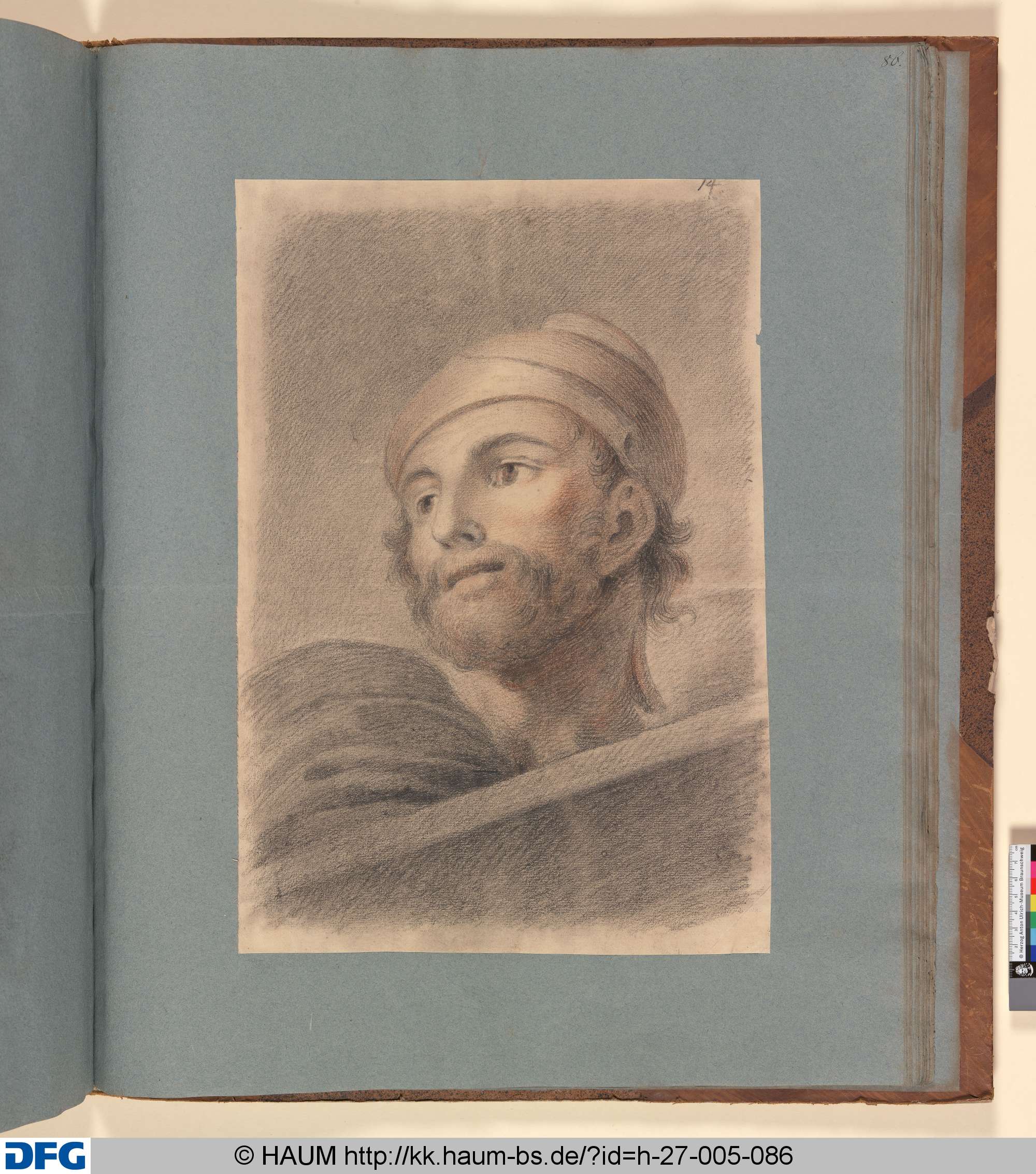 Kopfstudie eines Mannes mit Helm und Schild, im Profil nach links